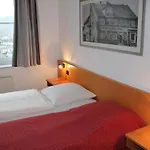 City Hotel 3*